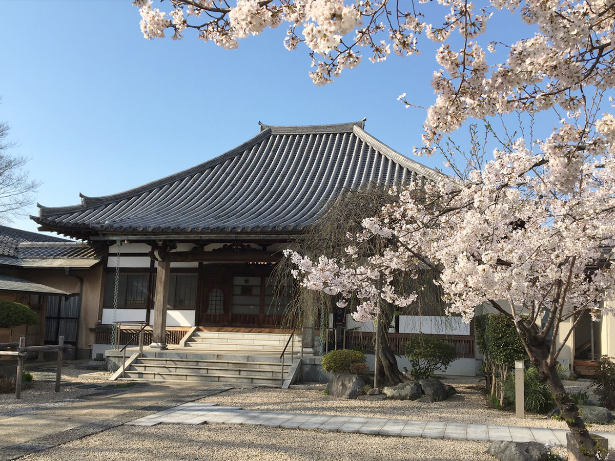 実正寺納骨堂
